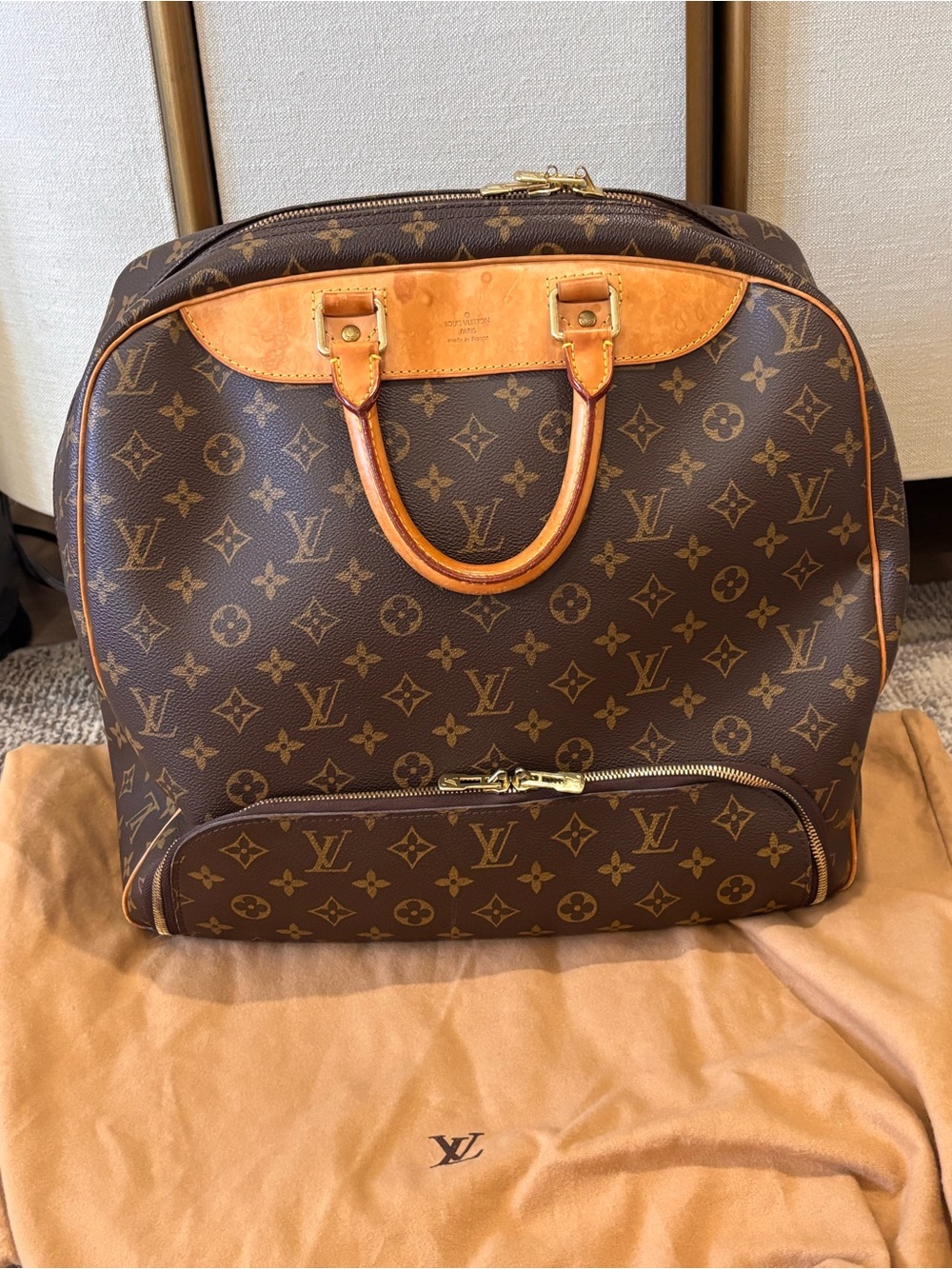 Authentic Louis Vuitton Evasion PM carryon travel weekend bag